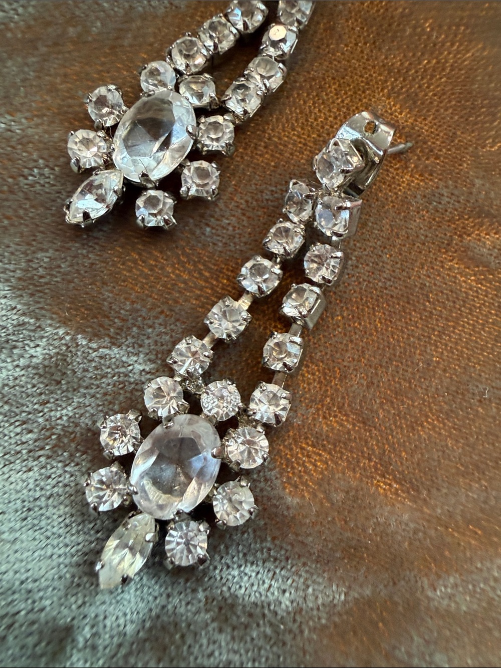 Prong Set Rhinestone Oval Chandelier Drop Earrings - Silver-Tone Statement